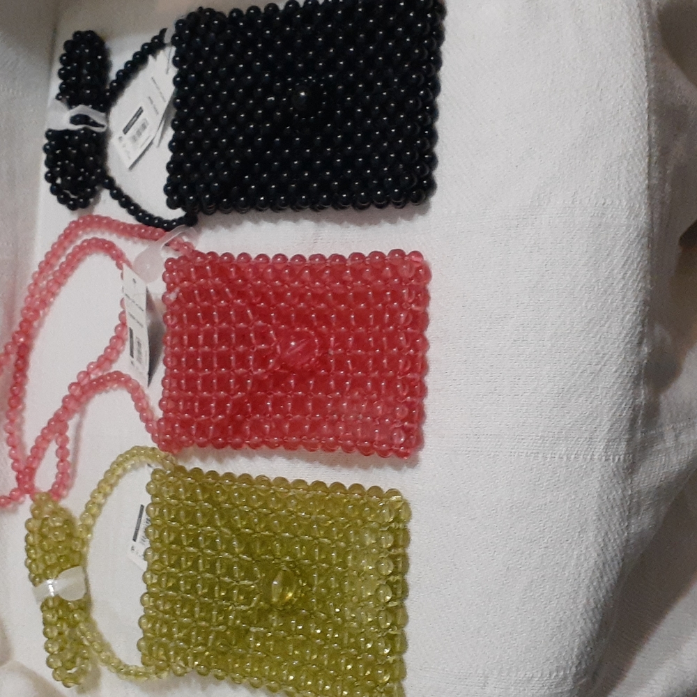 CLEARANCE!New!Trendy bead bags